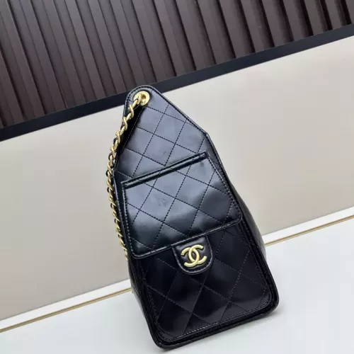 Replica Chanel AAA Quality Shoulder Bags For Women #1331660 $102.00 USD for Wholesale