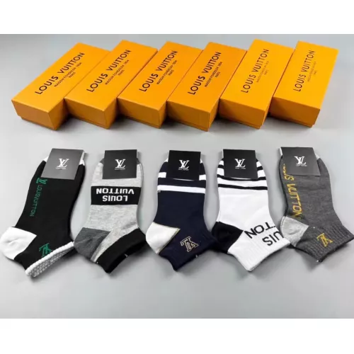 Louis Vuitton LV Socks For Men #1332479 $25.00 USD, Wholesale Replica Louis Vuitton LV Socks