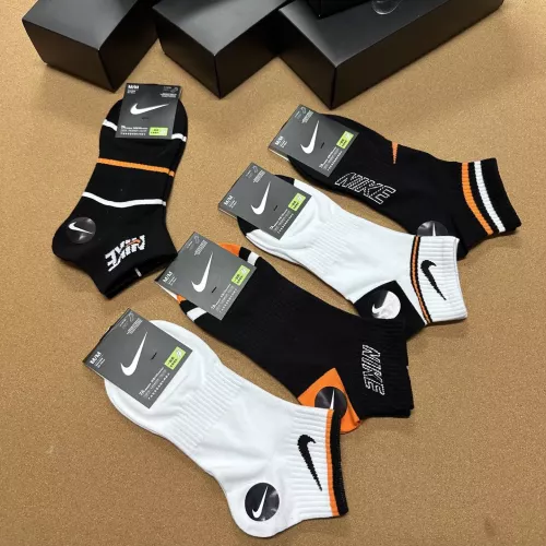 Replica Nike Socks #1332493 $25.00 USD for Wholesale