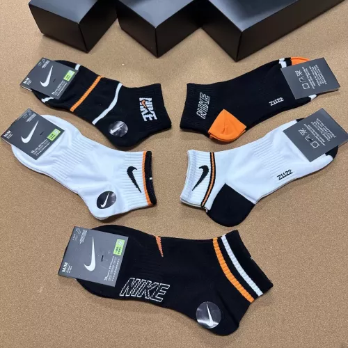Replica Nike Socks #1332493 $25.00 USD for Wholesale
