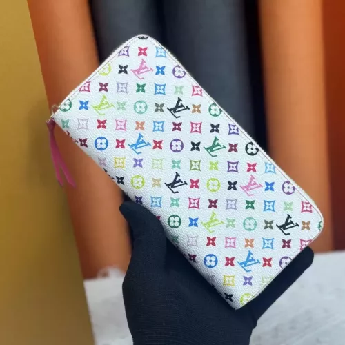 Louis Vuitton LV Wallets #1332868