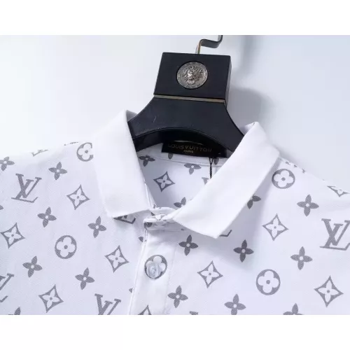 Replica Louis Vuitton LV T-Shirts Short Sleeved For Men #1333765 $32.00 USD for Wholesale
