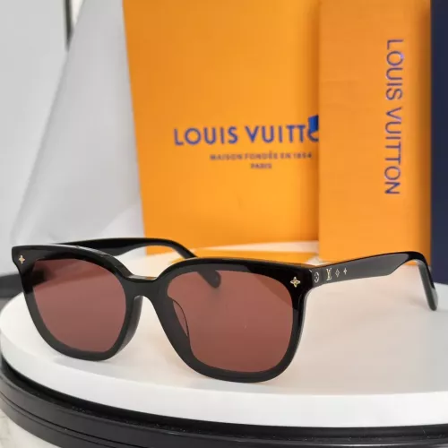 Louis Vuitton AAA Quality Sunglasses #1334337
