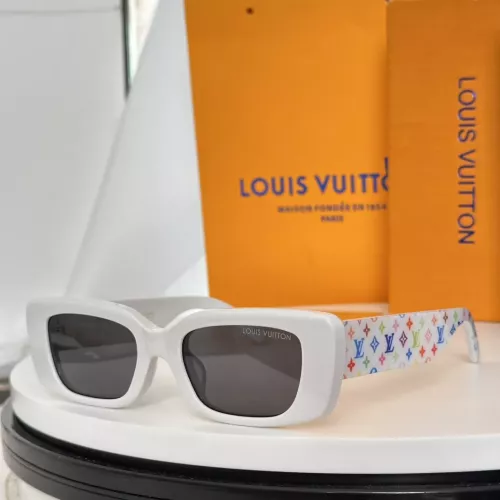 Louis Vuitton AAA Quality Sunglasses #1334349