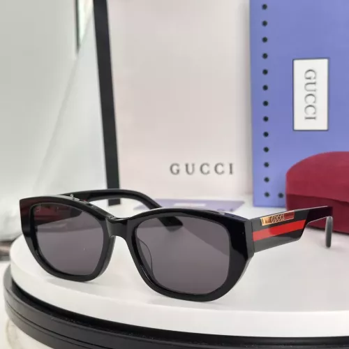 Gucci AAA Quality Sunglasses #1334536