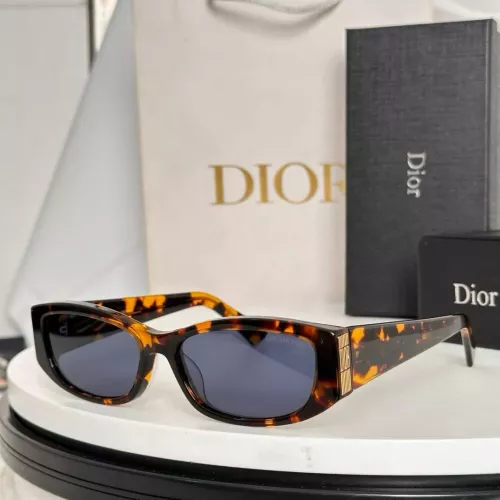 Christian Dior AAA Quality Sunglasses #1334664
