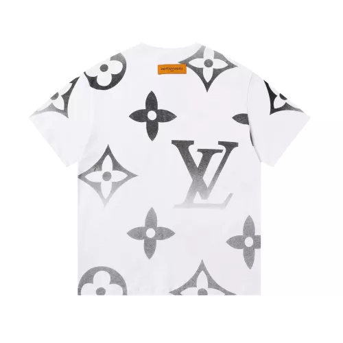 Replica Louis Vuitton LV T-Shirts Short Sleeved For Unisex #1335350 $34.00 USD for Wholesale