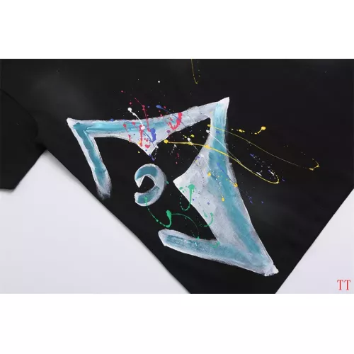Replica Louis Vuitton LV T-Shirts Short Sleeved For Unisex #1335391 $40.00 USD for Wholesale