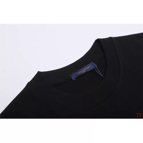 Replica Louis Vuitton LV T-Shirts Short Sleeved For Unisex #1335393 $39.00 USD for Wholesale