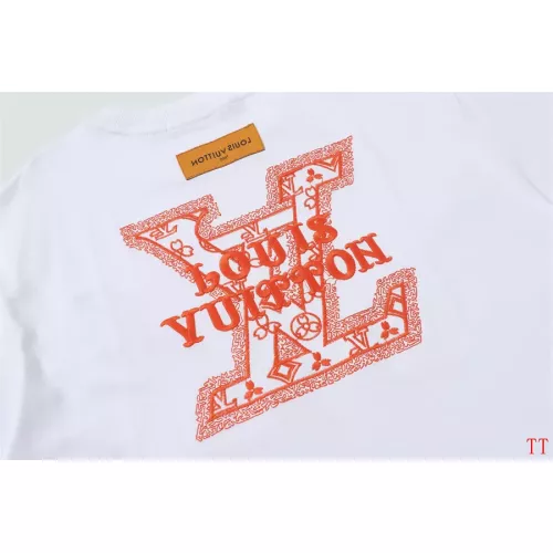 Replica Louis Vuitton LV T-Shirts Short Sleeved For Unisex #1335396 $39.00 USD for Wholesale