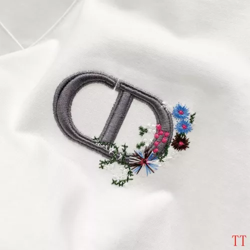 Replica Christian Dior T-Shirts Short Sleeved For Unisex #1335436 $42.00 USD for Wholesale