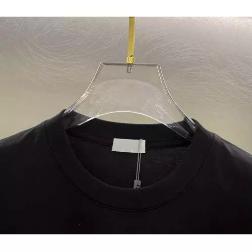 Replica Gucci T-Shirts Short Sleeved For Unisex #1336237 $25.00 USD for Wholesale