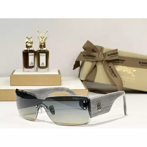 Burberry AAA Quality Sunglasses #1336334