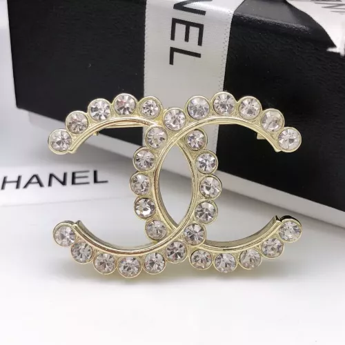 Chanel Brooches For Women #1336974