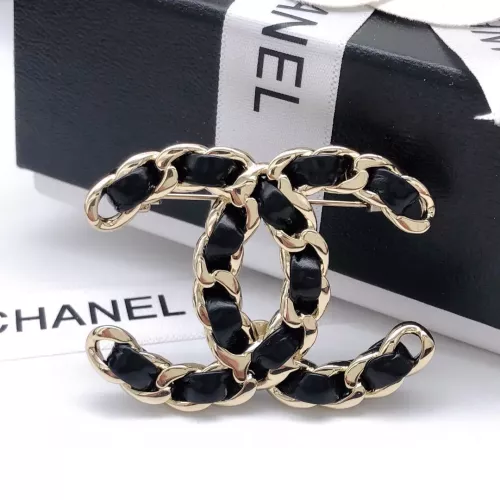 Chanel Brooches For Women #1336976