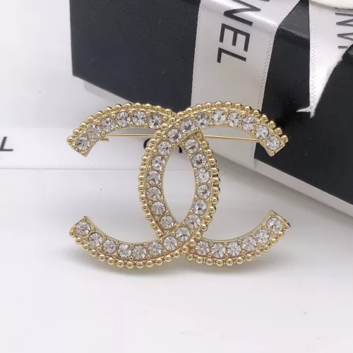 Chanel Brooches For Women #1337053