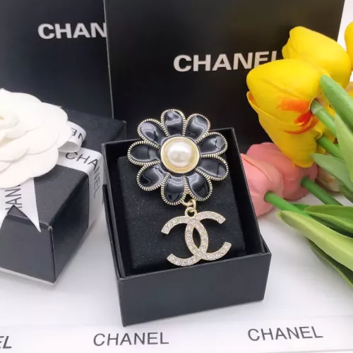Replica Chanel Brooches For Women #1337056 $32.00 USD for Wholesale