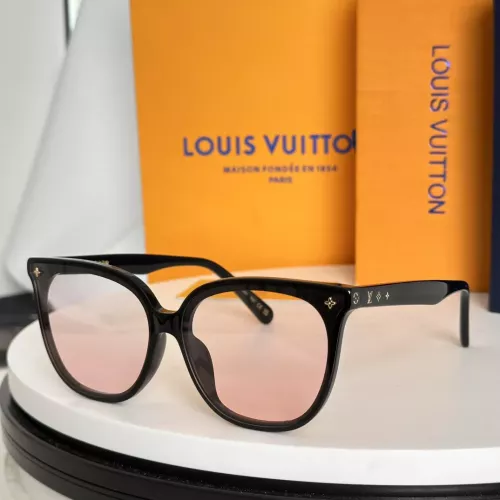 Louis Vuitton AAA Quality Sunglasses #1337120