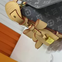 $68.00 USD Louis Vuitton AAA Quality Messenger Bags For Women #1330592