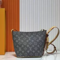 $68.00 USD Louis Vuitton AAA Quality Messenger Bags For Women #1330592