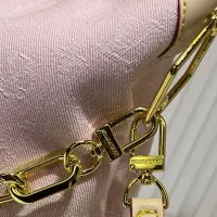 $68.00 USD Louis Vuitton AAA Quality Messenger Bags For Women #1330598