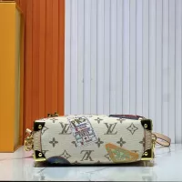 $72.00 USD Louis Vuitton AAA Quality Messenger Bags For Women #1330611