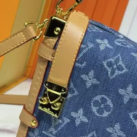 $80.00 USD Louis Vuitton AAA Quality Messenger Bags For Women #1330617