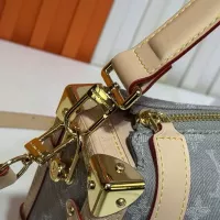 $80.00 USD Louis Vuitton AAA Quality Messenger Bags For Women #1330618