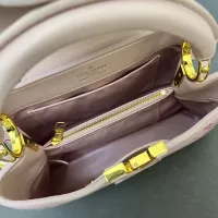 $102.00 USD Louis Vuitton AAA Quality Handbags For Women #1331103