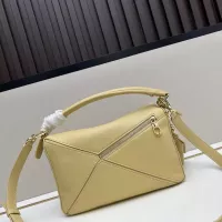 $245.00 USD LOEWE AAA Quality Messenger Bags For Women #1331562