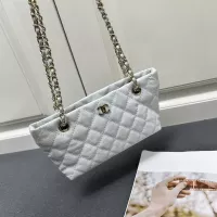 $82.00 USD Chanel AAA Quality Shoulder Bags For Women #1331623