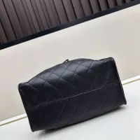 $102.00 USD Chanel AAA Quality Shoulder Bags For Women #1331661