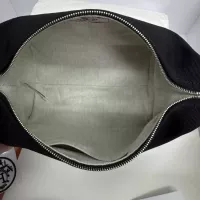 $162.00 USD Hermes AAA Quality Handbags For Women #1332037