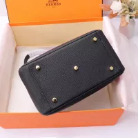 $165.00 USD Hermes AAA Quality Handbags In Gold For Women #1332237