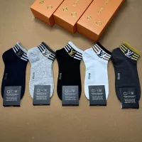 $25.00 USD Louis Vuitton LV Socks For Men #1332414