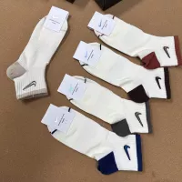 $27.00 USD Nike Socks #1332427