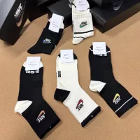 $27.00 USD Nike Socks #1332428