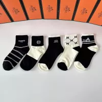 $27.00 USD Hermes Socks #1332498