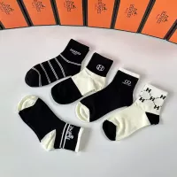 $27.00 USD Hermes Socks #1332498
