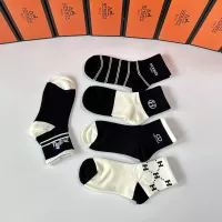 $27.00 USD Hermes Socks #1332498