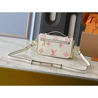 $60.00 USD Louis Vuitton Messenger Bage For Women #1332798