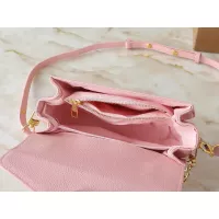 $60.00 USD Louis Vuitton Messenger Bags For Women #1332801