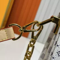 $82.00 USD Louis Vuitton AAA Quality Messenger Bags For Women #1332899