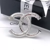 $32.00 USD Chanel Brooches For Women #1337054