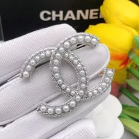 $32.00 USD Chanel Brooches For Women #1337054