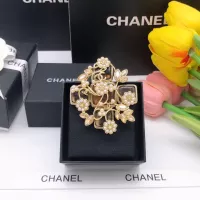 $42.00 USD Chanel Brooches For Women #1337062