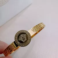 $42.00 USD Versace Bracelets #1337467
