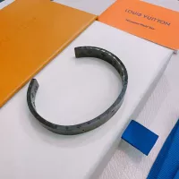 $40.00 USD Louis Vuitton LV Bracelets #1337648
