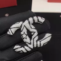 $32.00 USD Chanel Brooches For Women #1337705