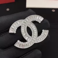 $32.00 USD Chanel Brooches For Women #1337706